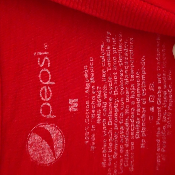 Red Pepsi crop top size medium - Picture 3 of 4
